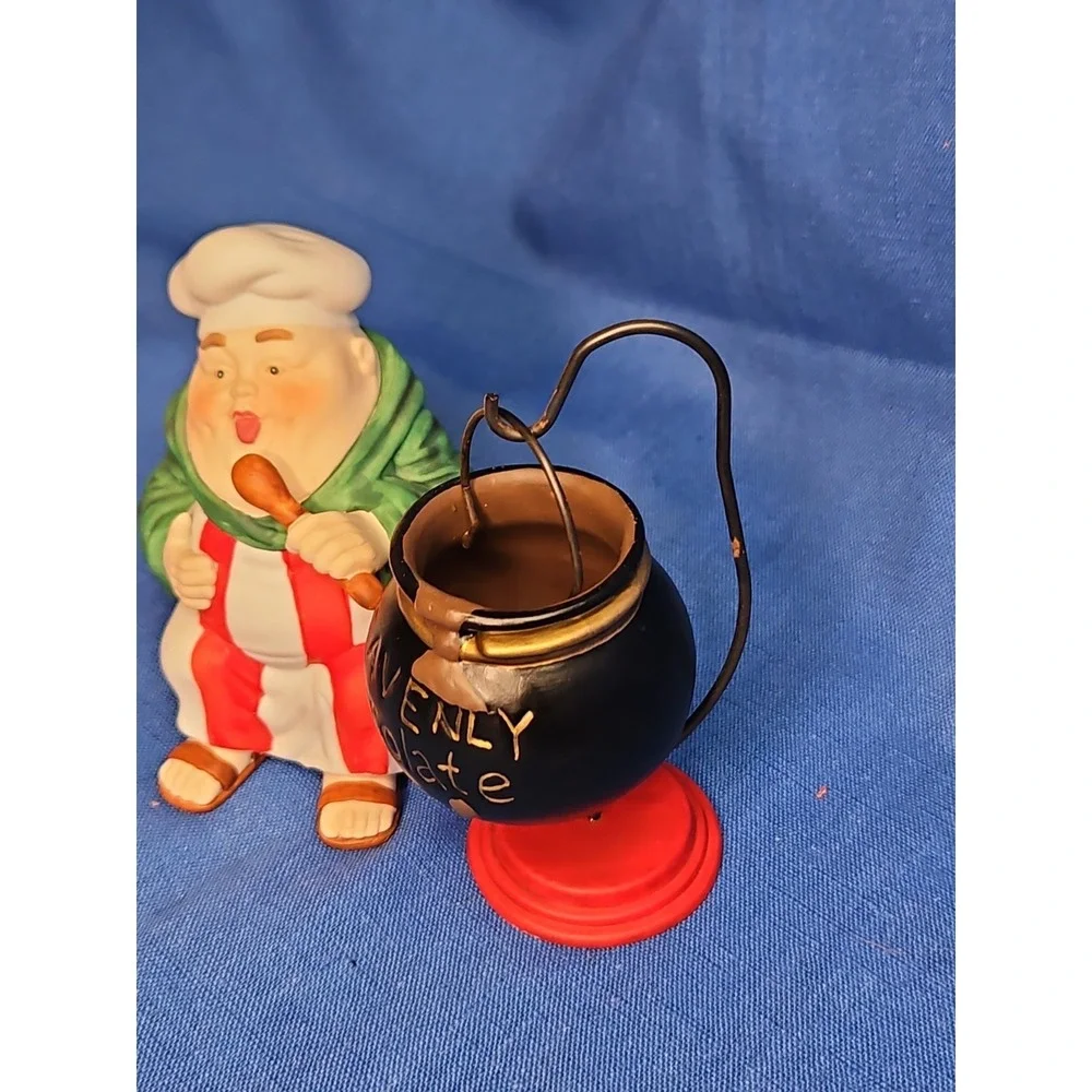 Dept. 56 Merry Makers Chester The Tester Kettle Heavenly Chocolate Christmas